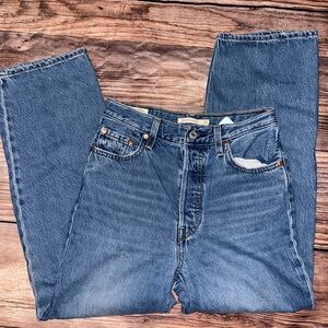 Levi’s ribcage straight premium Jeans size 26